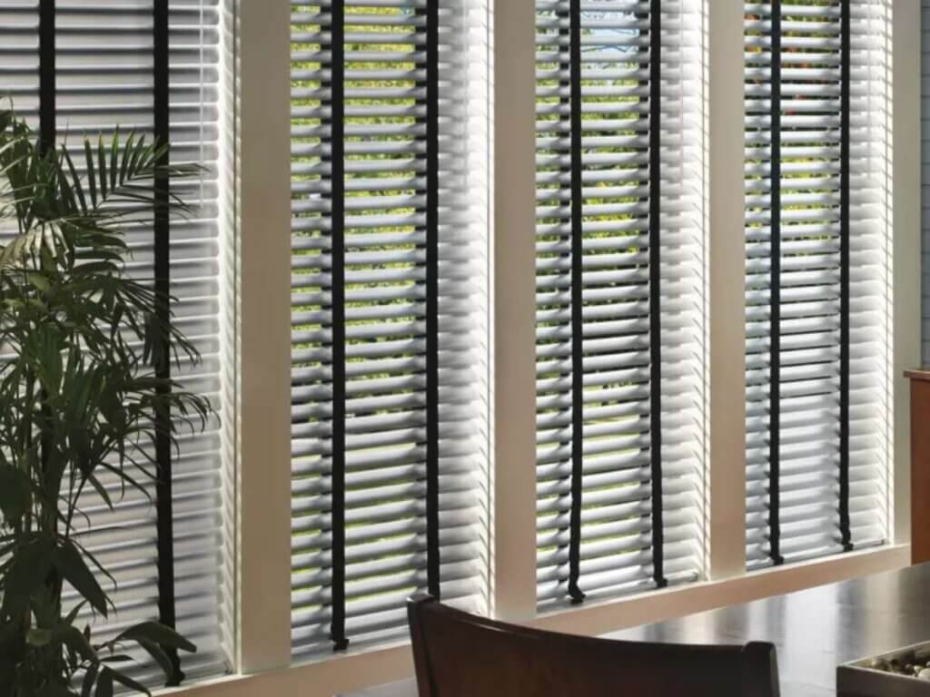 Hunter Douglas Aluminum Blinds with Cloth Tape