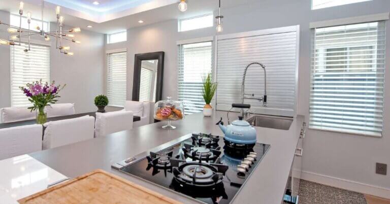 Norman Smart Privacy Faux Wood Blinds in Kitchen Windows