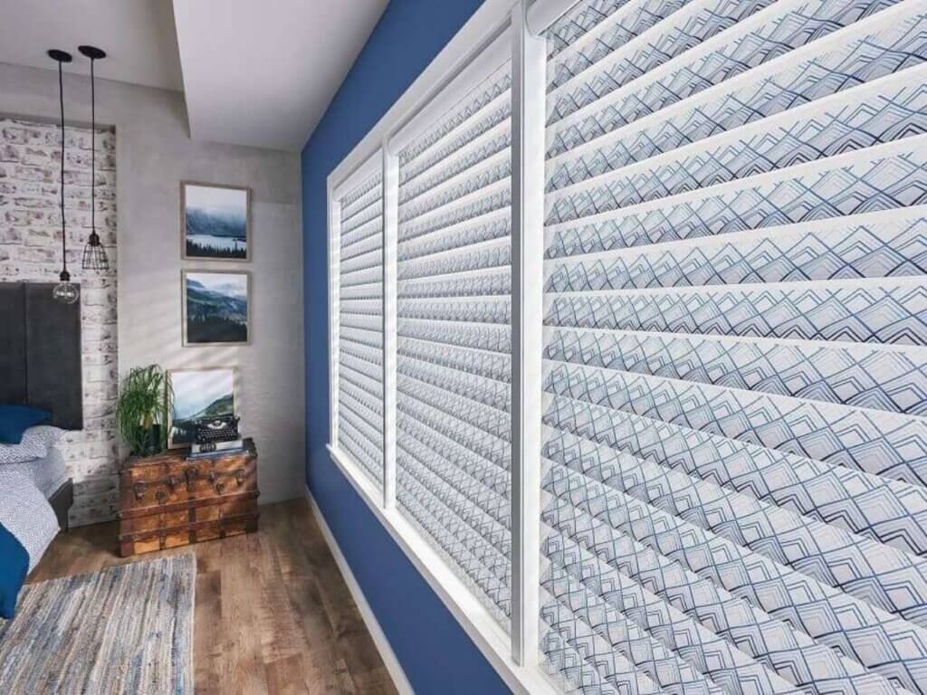 Patterned sheer shade close up look